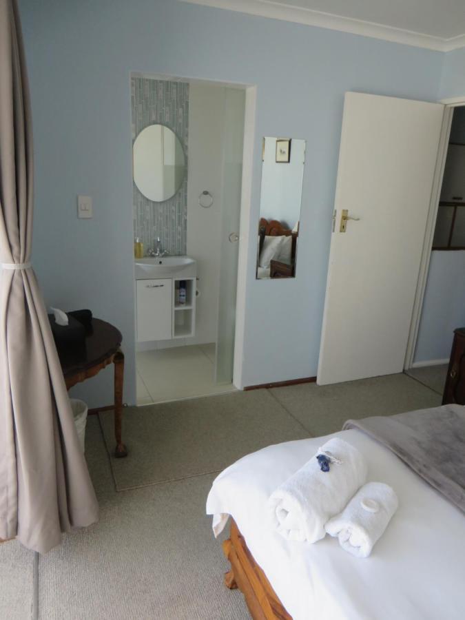 No. 1 Living Waters Apartment Simon's Town Exterior photo